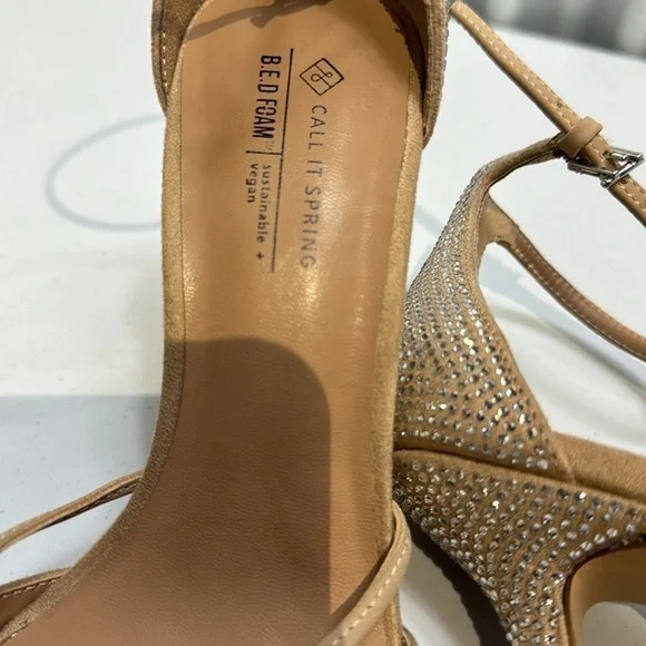 COPY - Call it spring women sandals size 6 - Picture 5 of 5